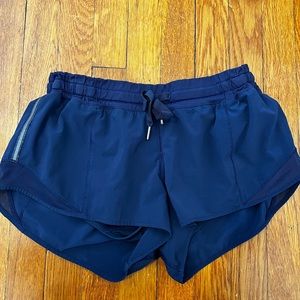Lululemon size 8 Shorts